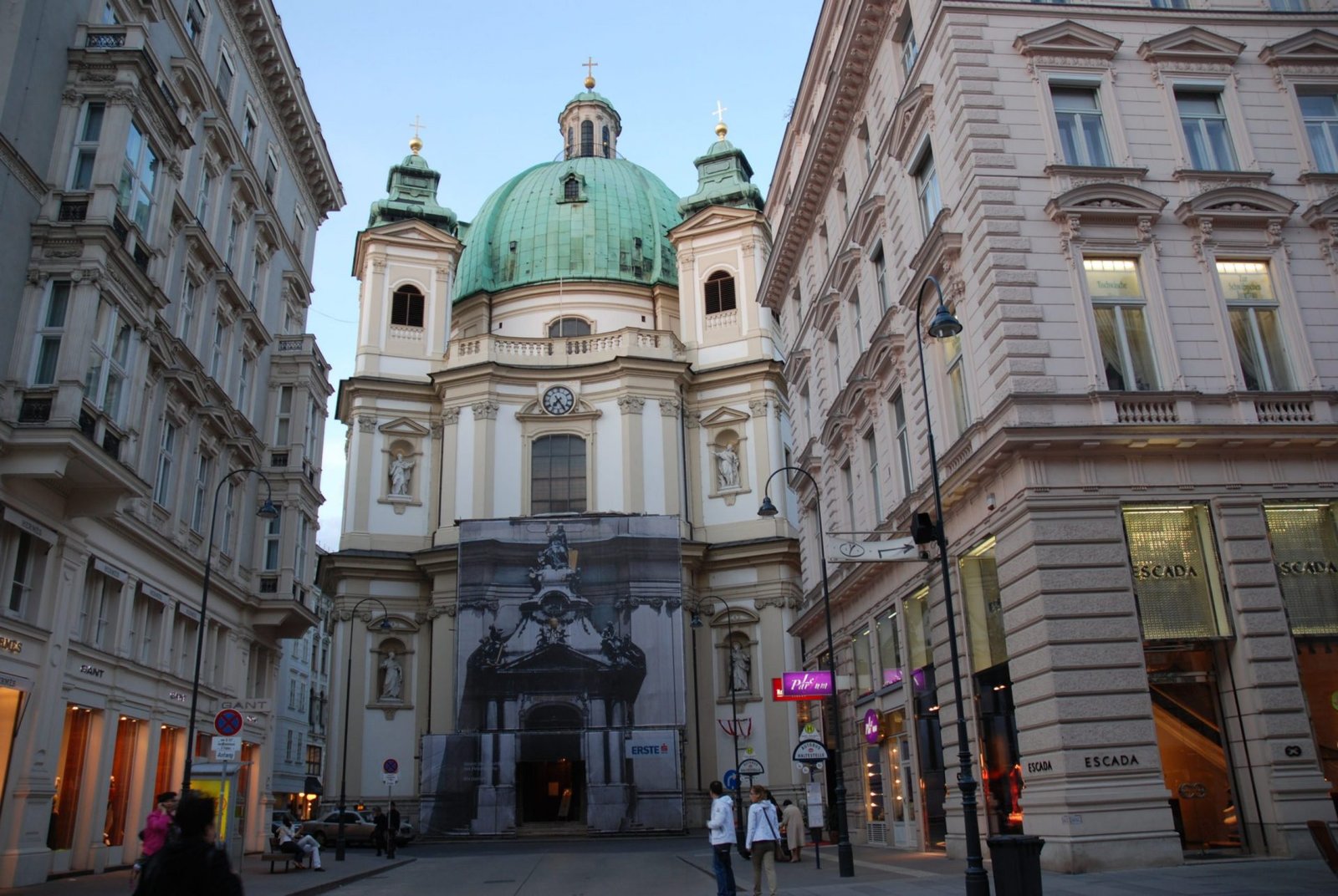 Церковь Святого Петра, Вена, Австрия. Июль, 2012